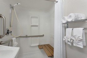 Microtel Inn & Suites by Wyndham Louisville East