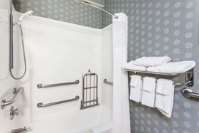 Comfort Inn & Suites Louisville Airport Fair & Expo