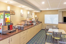 Comfort Inn & Suites Louisville Airport Fair & Expo