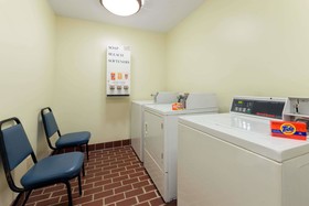 Ramada Plaza by Wyndham Louisville Hotel & Conference Center