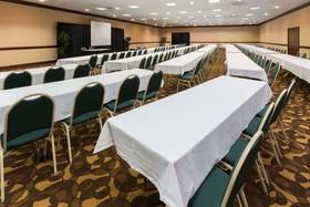 Ramada Plaza by Wyndham Louisville Hotel & Conference Center