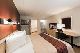 Red Roof Inn Louisville East Hurstbourne