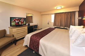Red Roof Inn Louisville East Hurstbourne