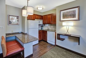 Staybridge Suites Louisville-East