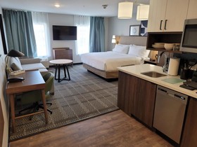 Staybridge Suites Louisville - Expo Center