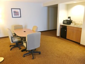 Wingate By Wyndham Louisville East