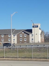 Extended Stay America Select Suites Louisville Airport