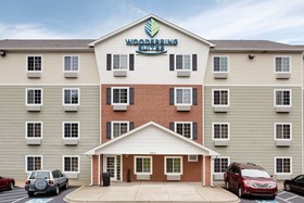 Woodspring Suites Louisville Southeast