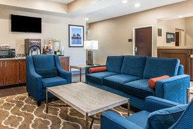 Comfort Inn & Suites