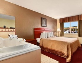 Days Inn by Wyndham Paintsville