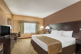 Ramada by Wyndham Paintsville Hotel & Conference Center
