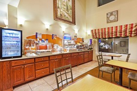 Holiday Inn Express Hotel & Suites Pikeville