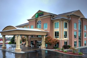 Holiday Inn Express & Suites Richmond