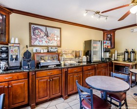 Econo Lodge Russellville