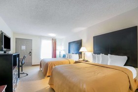 QUALITY INN RUSSELLVILLE