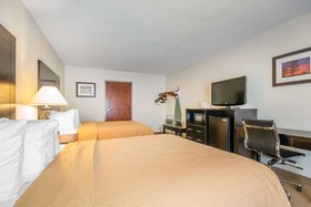 QUALITY INN RUSSELLVILLE