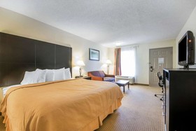 QUALITY INN RUSSELLVILLE
