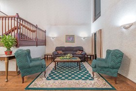 Super 8 by Wyndham Shepherdsville