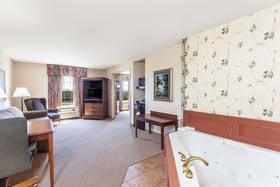 Ramada by Wyndham Sparta/At Speedway