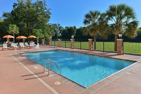 Comfort Suites Alexandria North