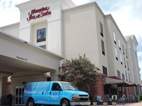 Hampton Inn & Suites Alexandria