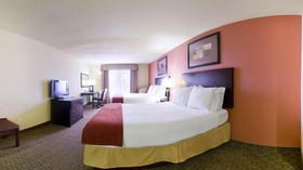 Holiday Inn Express Hotel & Suites Alexandria