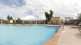 Holiday Inn Express Hotel & Suites Alexandria