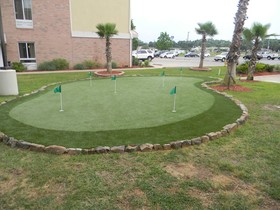 Holiday Inn Express Hotel & Suites Alexandria