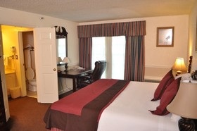 Royal Inn & Suites