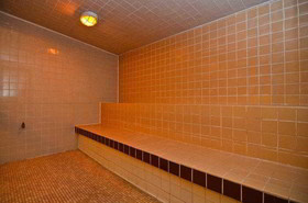 Royal Inn & Suites