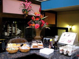 Royal Inn & Suites
