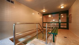 Royal Inn & Suites