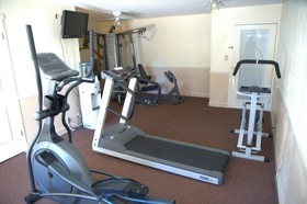 Royal Inn & Suites