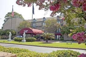 Royal Inn & Suites