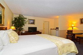 Royal Inn & Suites
