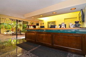 Royal Inn & Suites