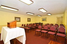 Royal Inn & Suites