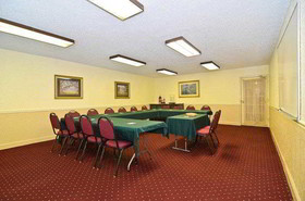 Royal Inn & Suites