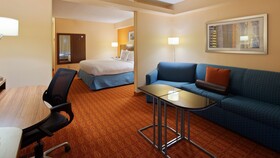 Country Inn & Suites By Radisson Lsu Medical Corridor