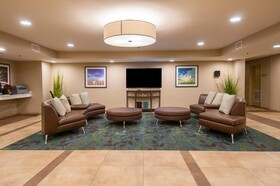 Candlewood Suites Baton Rouge - College Drive