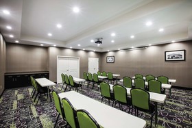 La Quinta Inn & Suites by Wyndham Baton Rouge Denham Springs