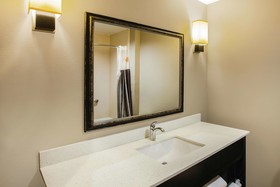 La Quinta Inn & Suites by Wyndham Baton Rouge Denham Springs