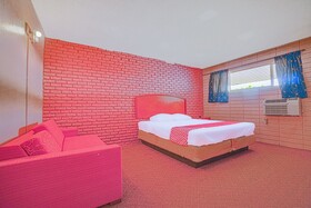 Town & Country Motel Bossier City by OYO