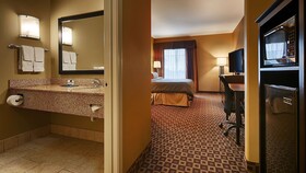 Best Western Plus Chalmette Hotel