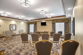 Best Western Plus Chalmette Hotel