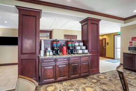 Best Western Plus Chalmette Hotel