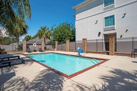 Best Western Plus Chalmette Hotel