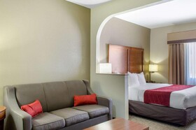 Comfort Inn & Suites Covington - Mandeville