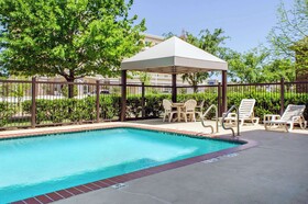 Comfort Inn & Suites Covington - Mandeville