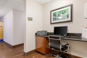 Comfort Inn & Suites Covington - Mandeville